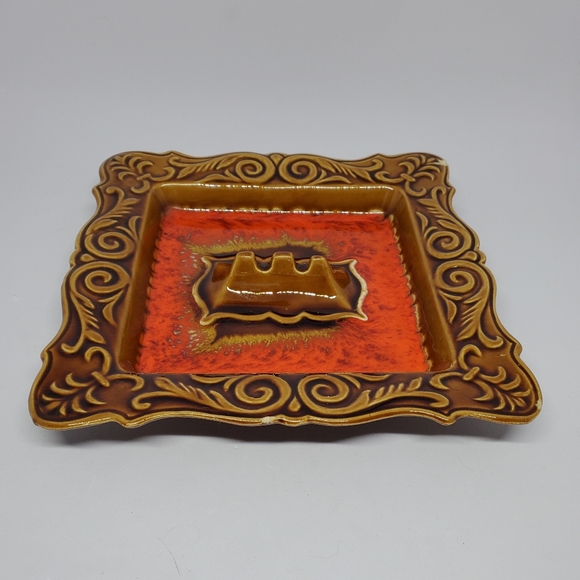 Mid-Century Square Scrollwork Ashtray - Vintage - Picture 3 of 9